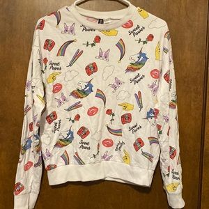 DIVIDED H&M 100% cotton fun sweatshirt top. Unicorns, lips, & Frenchies - oh my!